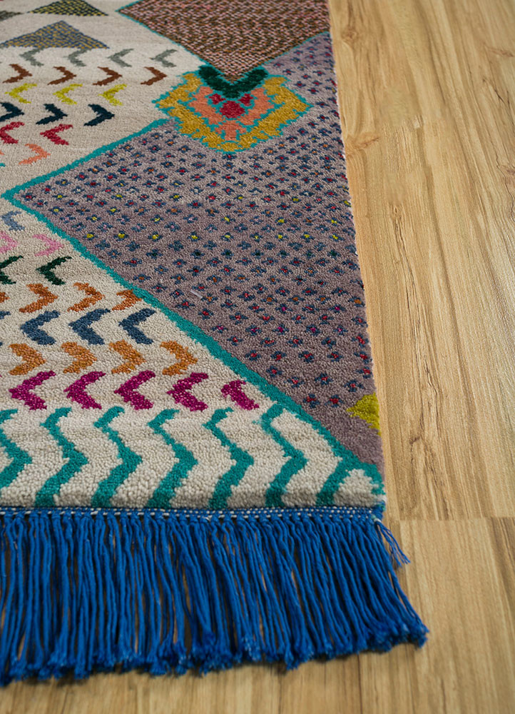 manchaha ivory wool and bamboo silk hand knotted Rug - Corner manchaha ivory wool and bamboo silk hand knotted Rug - Corner