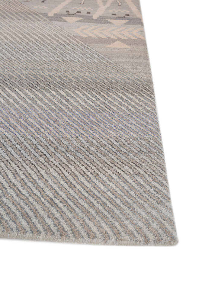 manchaha ivory wool and bamboo silk hand knotted Rug - Corner