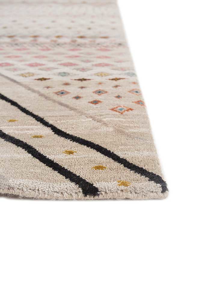 manchaha ivory wool and bamboo silk hand knotted Rug - Corner