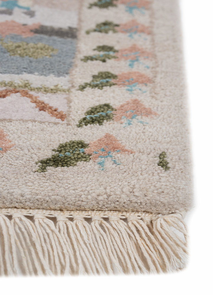 manchaha ivory wool and bamboo silk hand knotted Rug - Corner