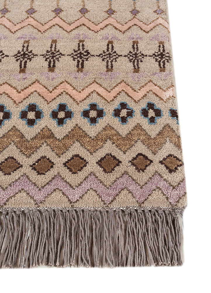 manchaha ivory wool and bamboo silk hand knotted Rug - Corner manchaha ivory wool and bamboo silk hand knotted Rug - Corner