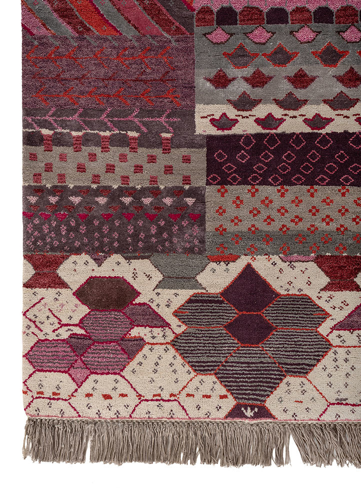 manchaha pink and purple wool and bamboo silk hand knotted Rug - Corner