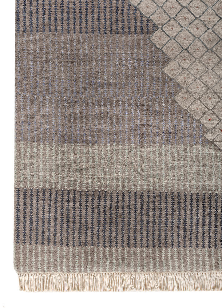 manchaha grey and black wool and bamboo silk hand knotted Rug - Corner manchaha grey and black wool and bamboo silk hand knotted Rug - Corner