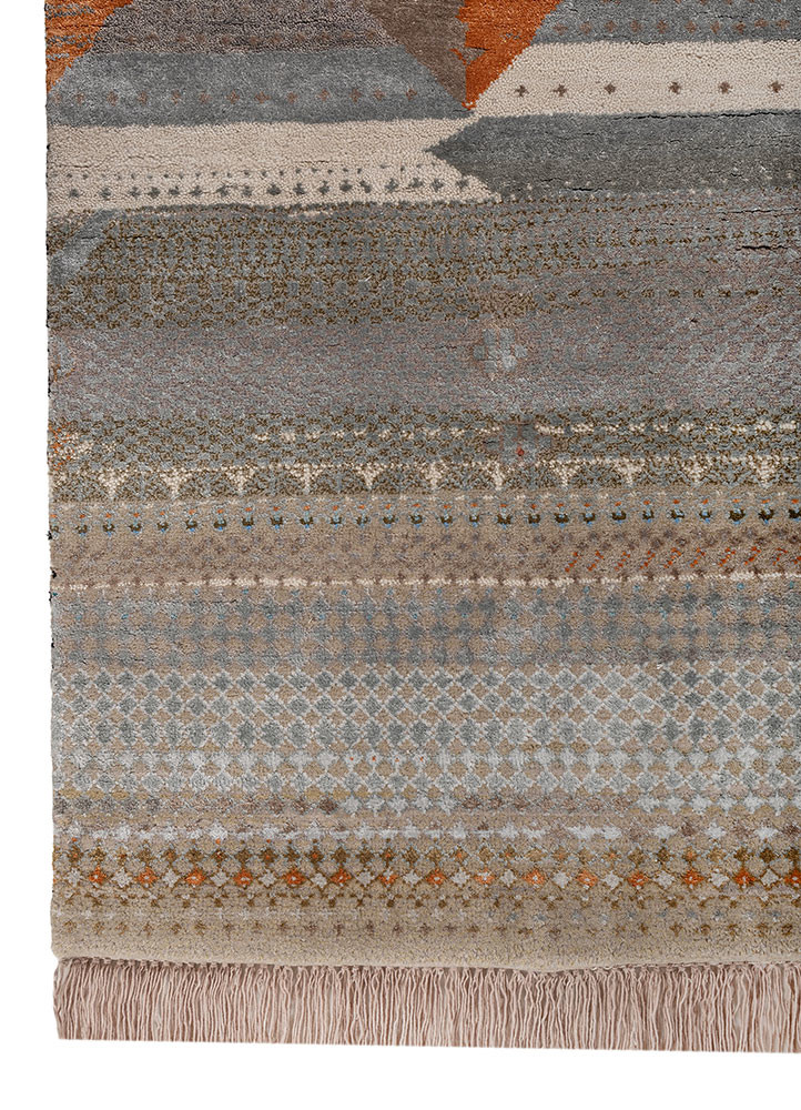 freedom manchaha ivory wool and bamboo silk hand knotted Rug - Corner