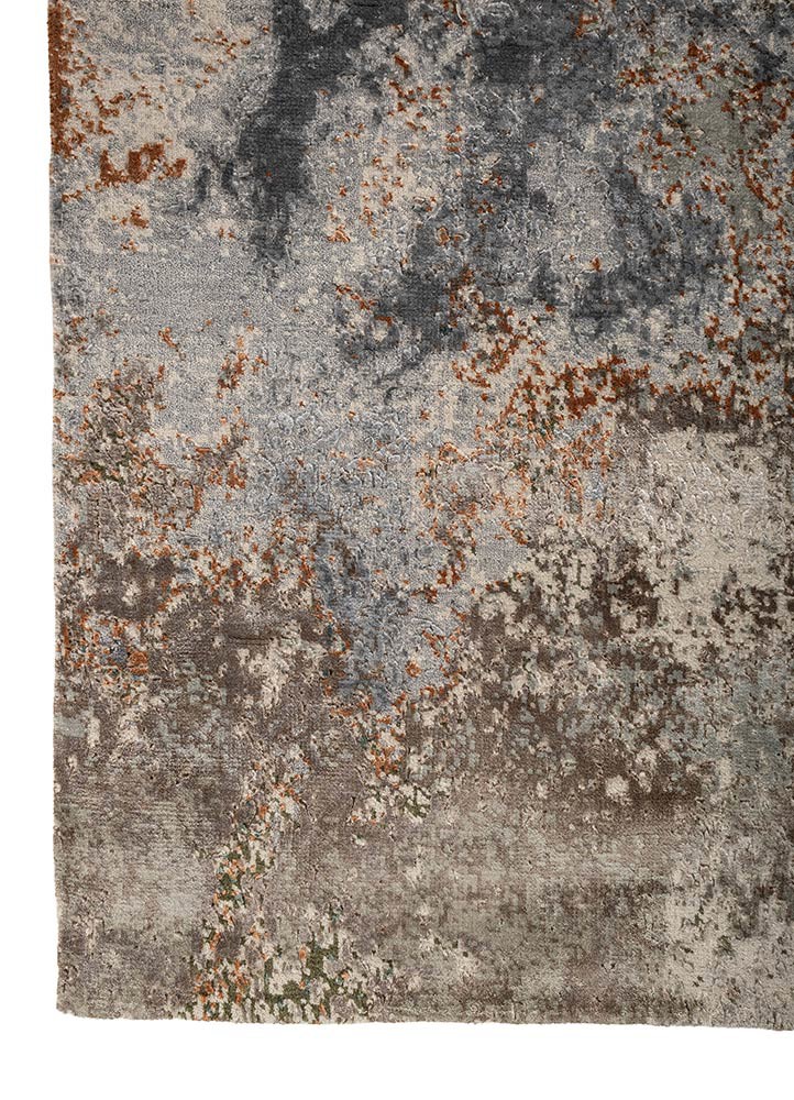 uvenuti ivory wool and bamboo silk hand knotted Rug - Corner
