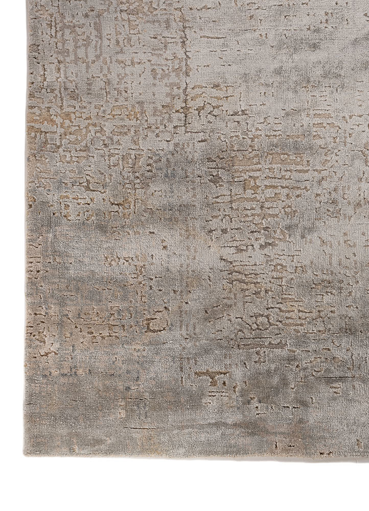 entropy grey and black wool and bamboo silk hand knotted Rug - Corner