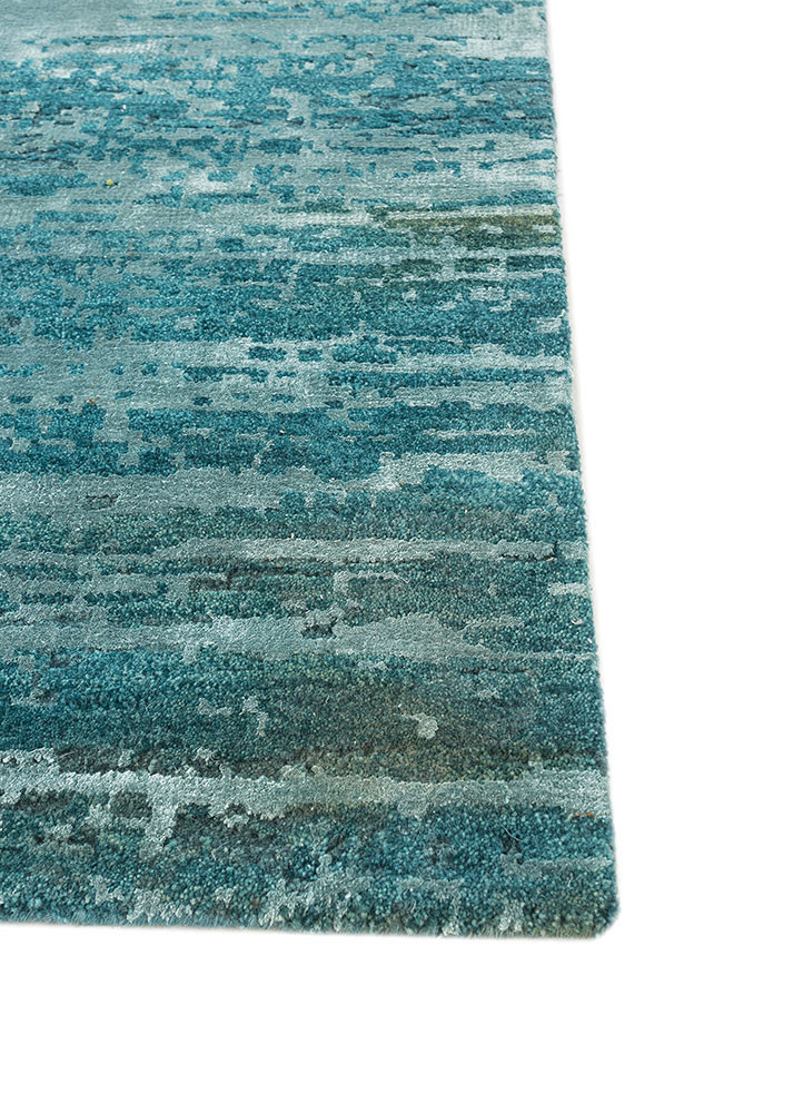 uvenuti blue wool and bamboo silk hand knotted Rug - Corner uvenuti blue wool and bamboo silk hand knotted Rug - Corner