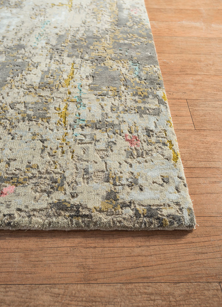 uvenuti ivory wool and bamboo silk hand knotted Rug - Corner