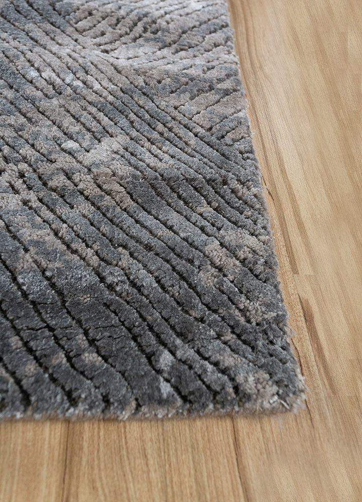 entropy grey and black wool and bamboo silk hand knotted Rug - Corner entropy grey and black wool and bamboo silk hand knotted Rug - Corner