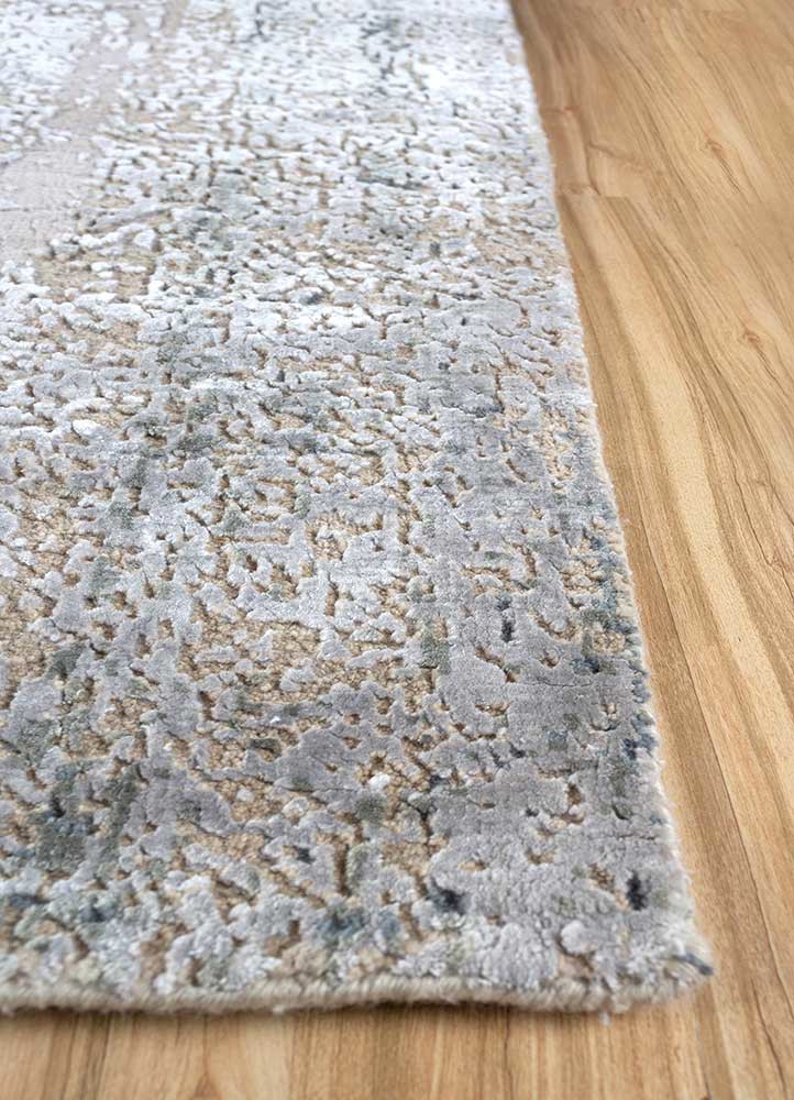 uvenuti ivory wool and bamboo silk hand knotted Rug - Corner