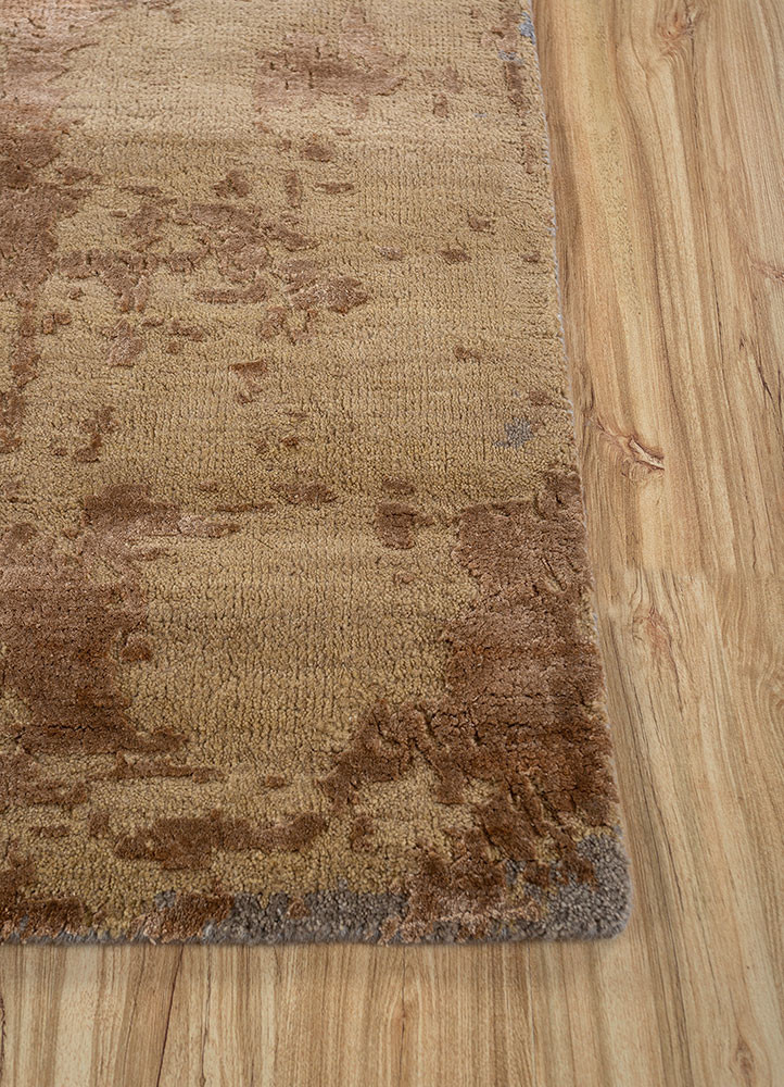 uvenuti grey and black wool and bamboo silk hand knotted Rug - Corner uvenuti grey and black wool and bamboo silk hand knotted Rug - Corner