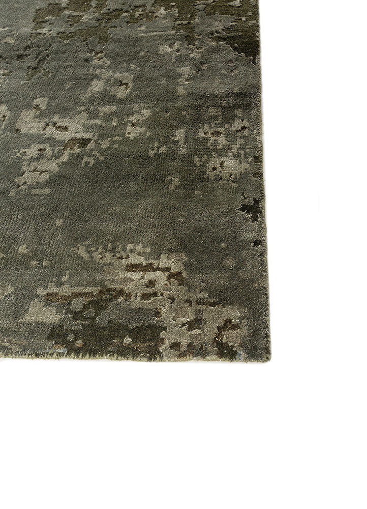 tattvam green wool and bamboo silk hand knotted Rug - Corner tattvam green wool and bamboo silk hand knotted Rug - Corner