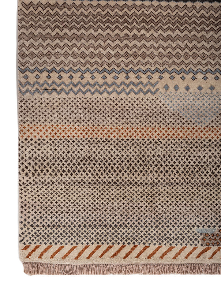 manchaha ivory wool and silk hand knotted Rug - Corner manchaha ivory wool and silk hand knotted Rug - Corner