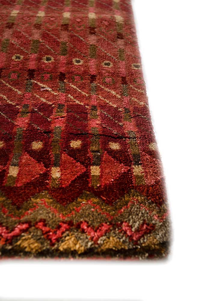 manchaha red and orange silk hand knotted Rug - Corner manchaha red and orange silk hand knotted Rug - Corner