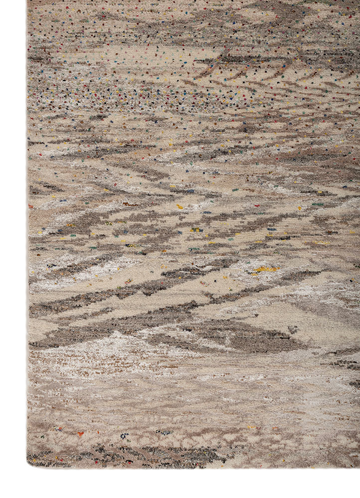 kavi x manchaha ivory wool and bamboo silk hand knotted Rug - Corner kavi x manchaha ivory wool and bamboo silk hand knotted Rug - Corner