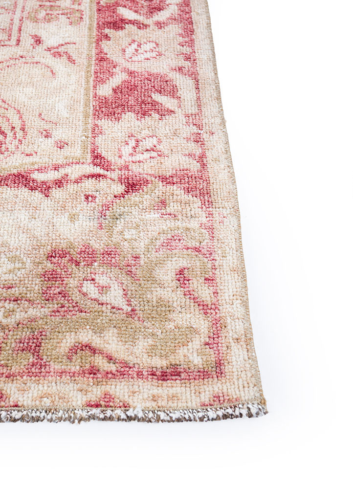 vintage red and orange wool hand knotted Rug - Corner