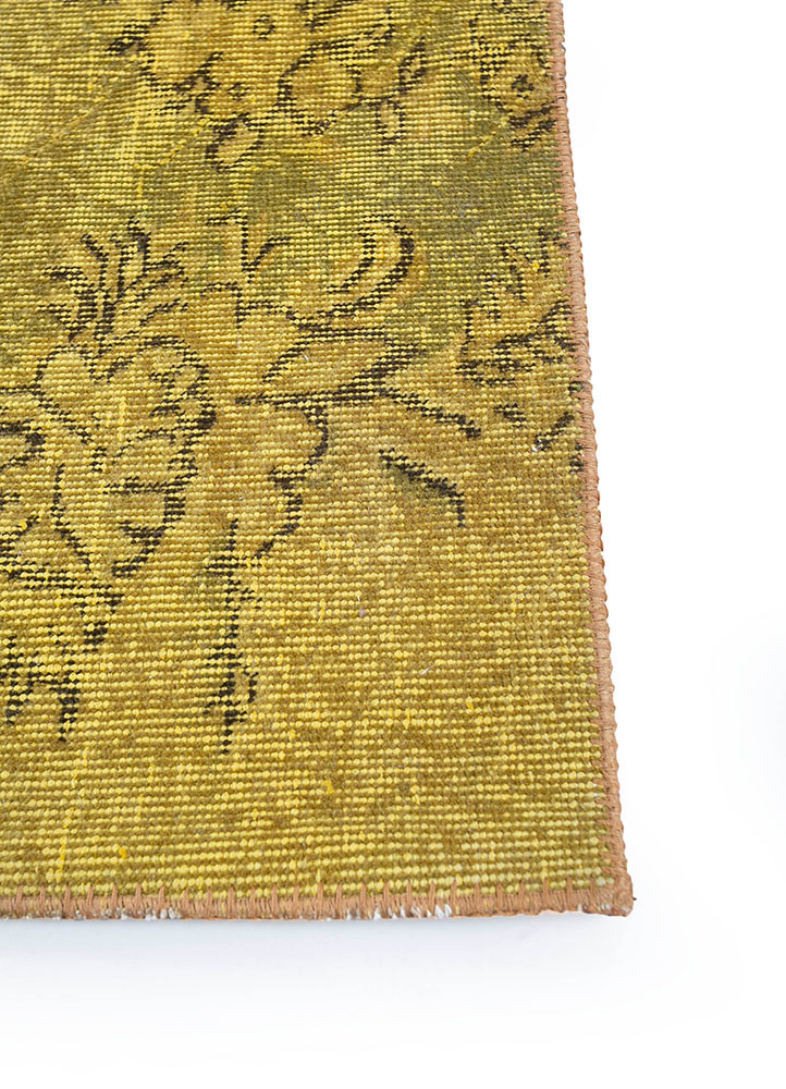 provenance red and orange wool hand knotted Rug - Corner provenance red and orange wool hand knotted Rug - Corner