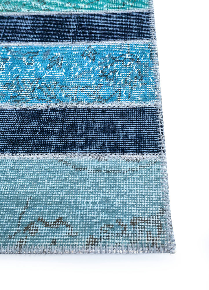 provenance blue wool hand knotted Rug - Corner provenance blue wool hand knotted Rug - Corner