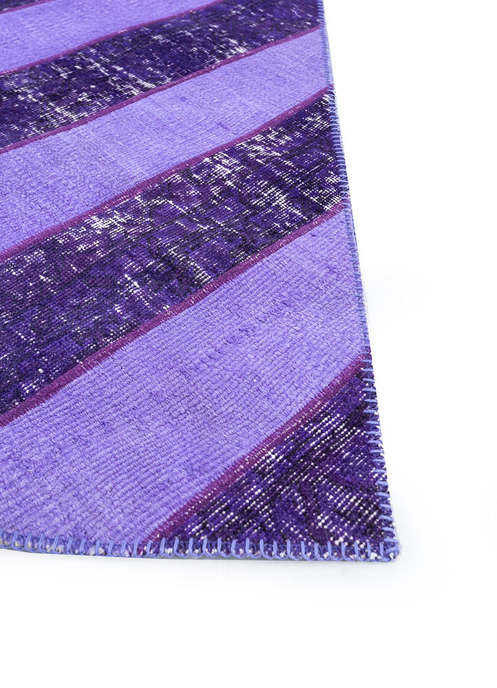 provenance pink and purple wool hand knotted Rug - Corner provenance pink and purple wool hand knotted Rug - Corner