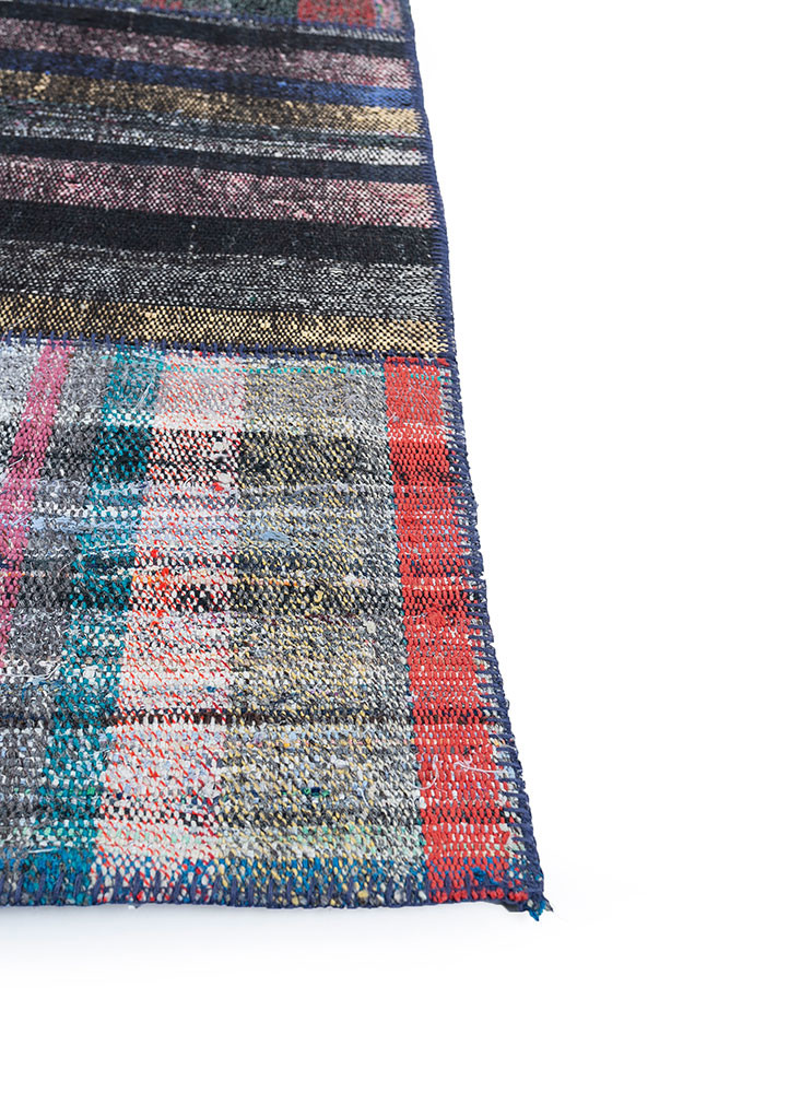 provenance grey and black wool hand knotted Rug - Corner provenance grey and black wool hand knotted Rug - Corner