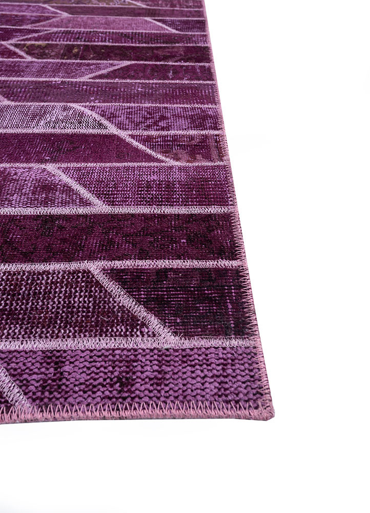 provenance pink and purple wool hand knotted Rug - Corner