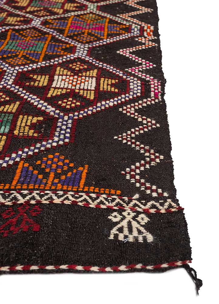 nuray grey and black wool hand knotted Rug - Corner