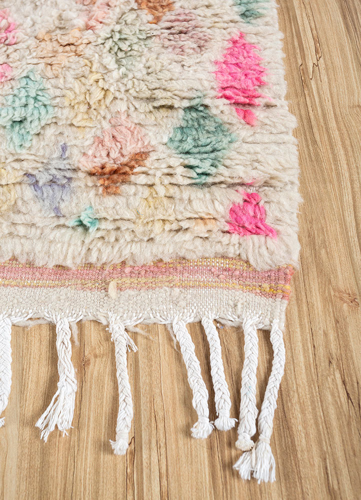 nuray ivory wool hand knotted Rug - Corner nuray ivory wool hand knotted Rug - Corner