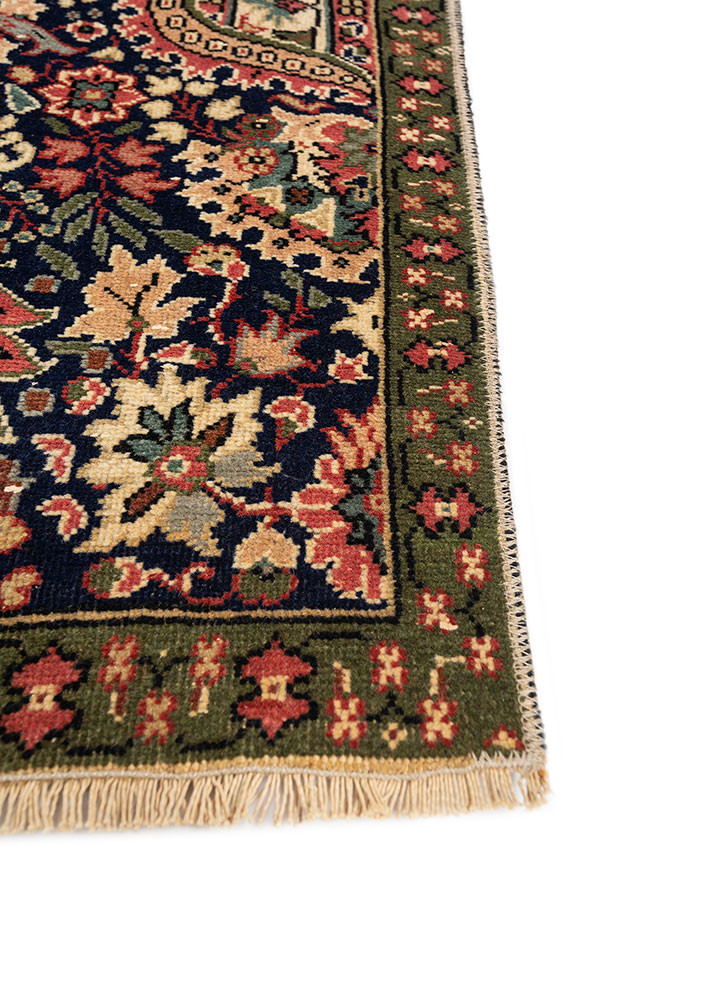 aalam red and orange wool hand knotted Rug - Corner
