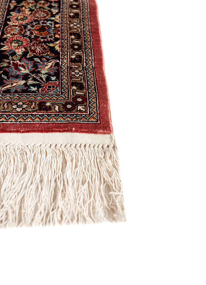 gulmarg red and orange silk hand knotted Rug - Corner