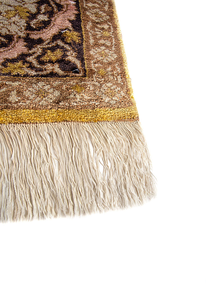 aalam gold wool hand knotted Rug - Corner aalam gold wool hand knotted Rug - Corner