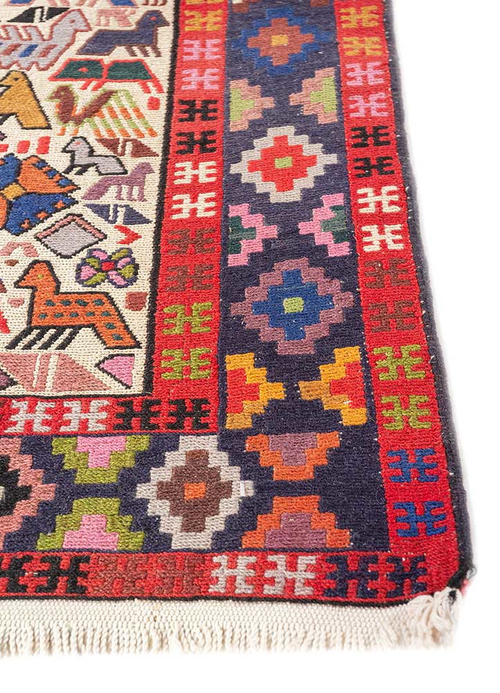 kiaan blue wool and silk hand knotted Rug - Corner