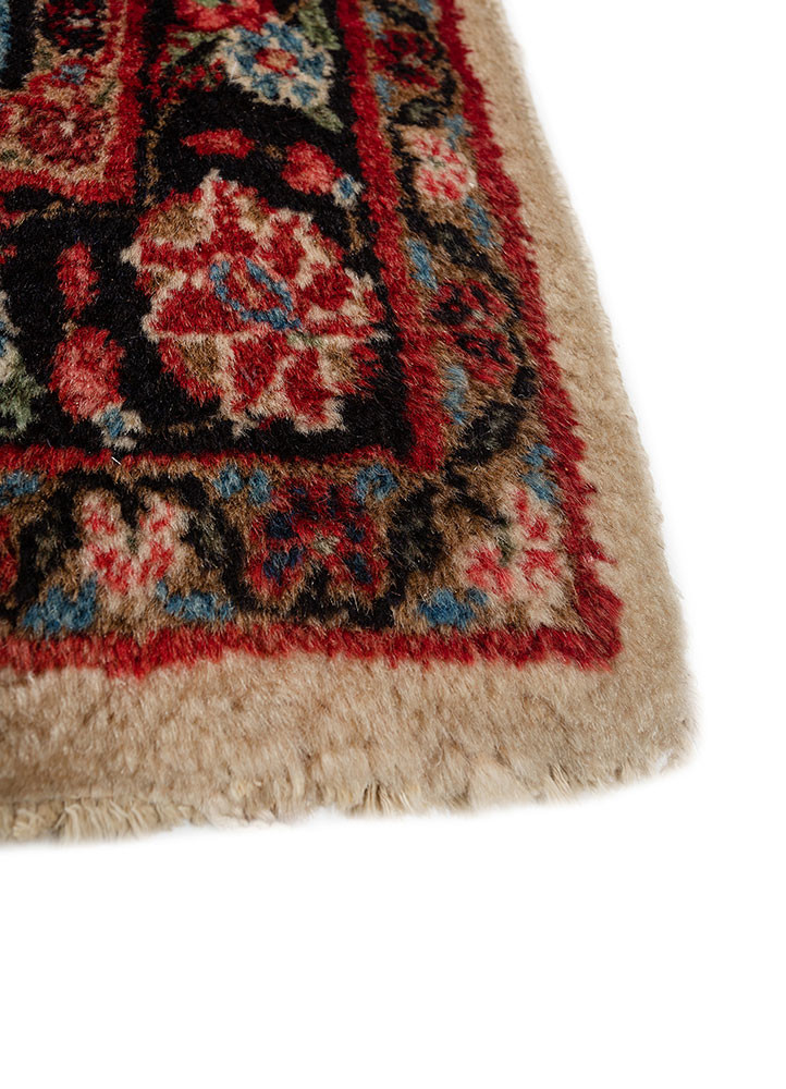 aalam red and orange wool hand knotted Rug - Corner