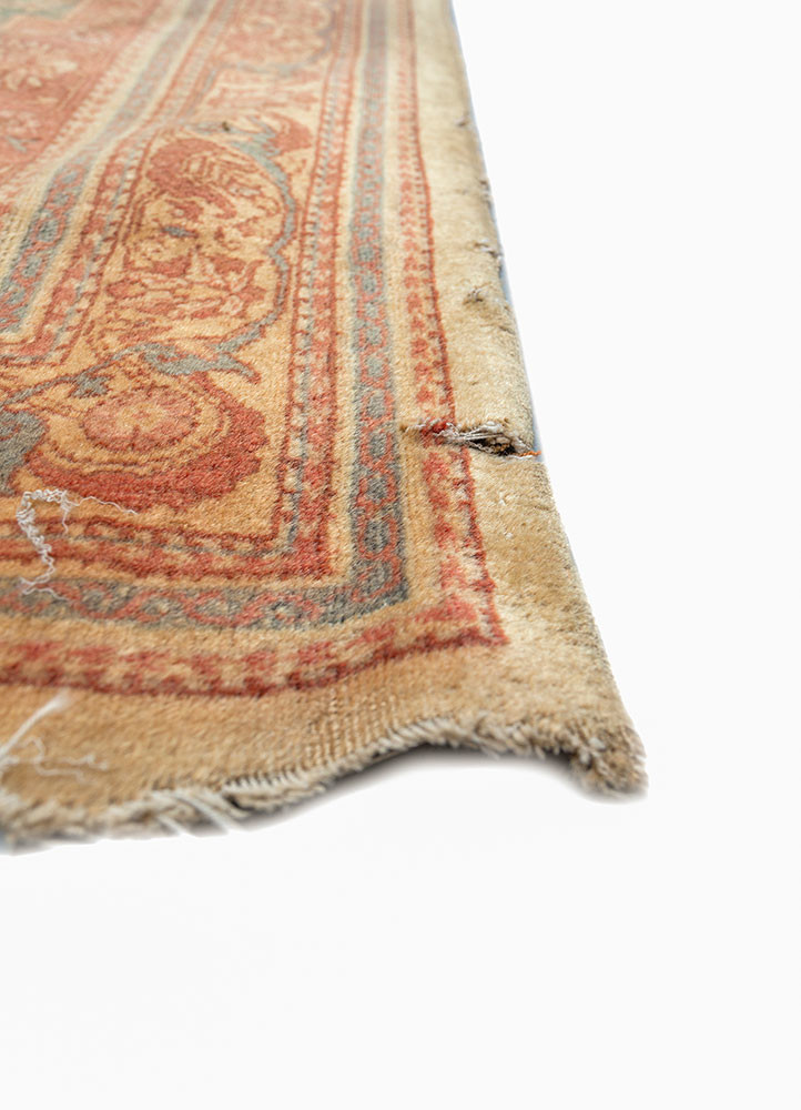 aalam gold wool hand knotted Rug - Corner