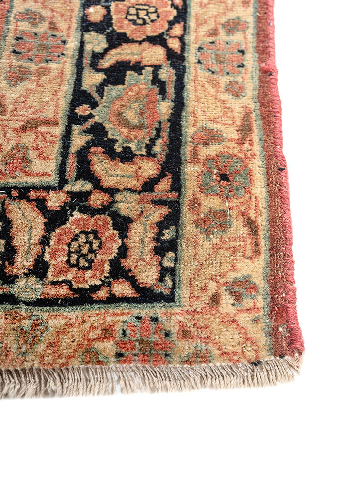 aalam red and orange wool hand knotted Rug - Corner