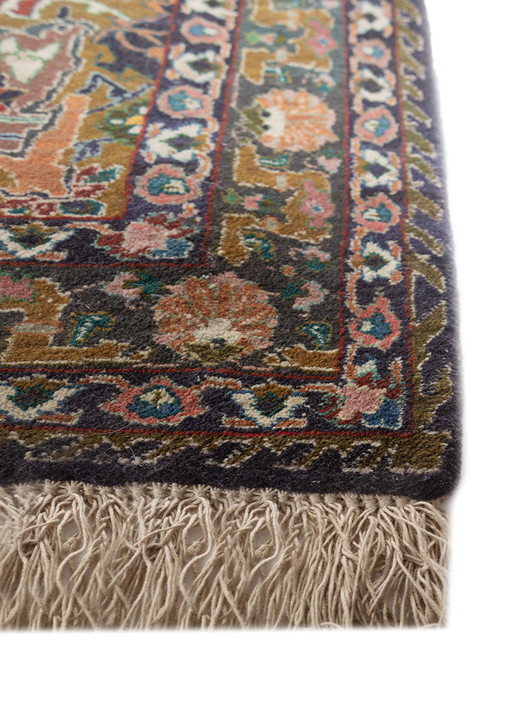 aalam green wool hand knotted Rug - Corner aalam green wool hand knotted Rug - Corner