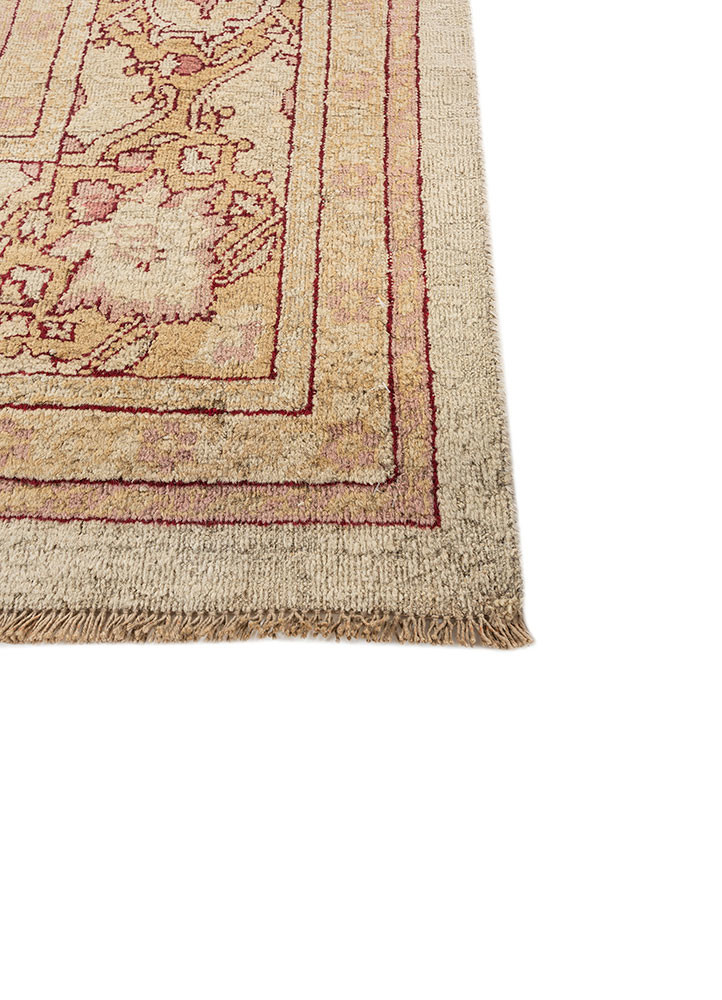 aalam gold wool hand knotted Rug - Corner