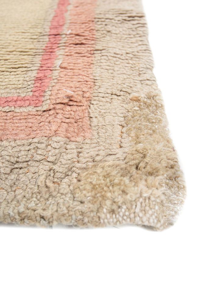 aalam gold wool hand knotted Rug - Corner aalam gold wool hand knotted Rug - Corner