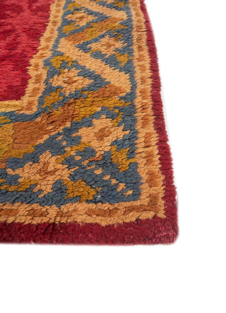 aalam red and orange wool hand knotted Rug - Corner