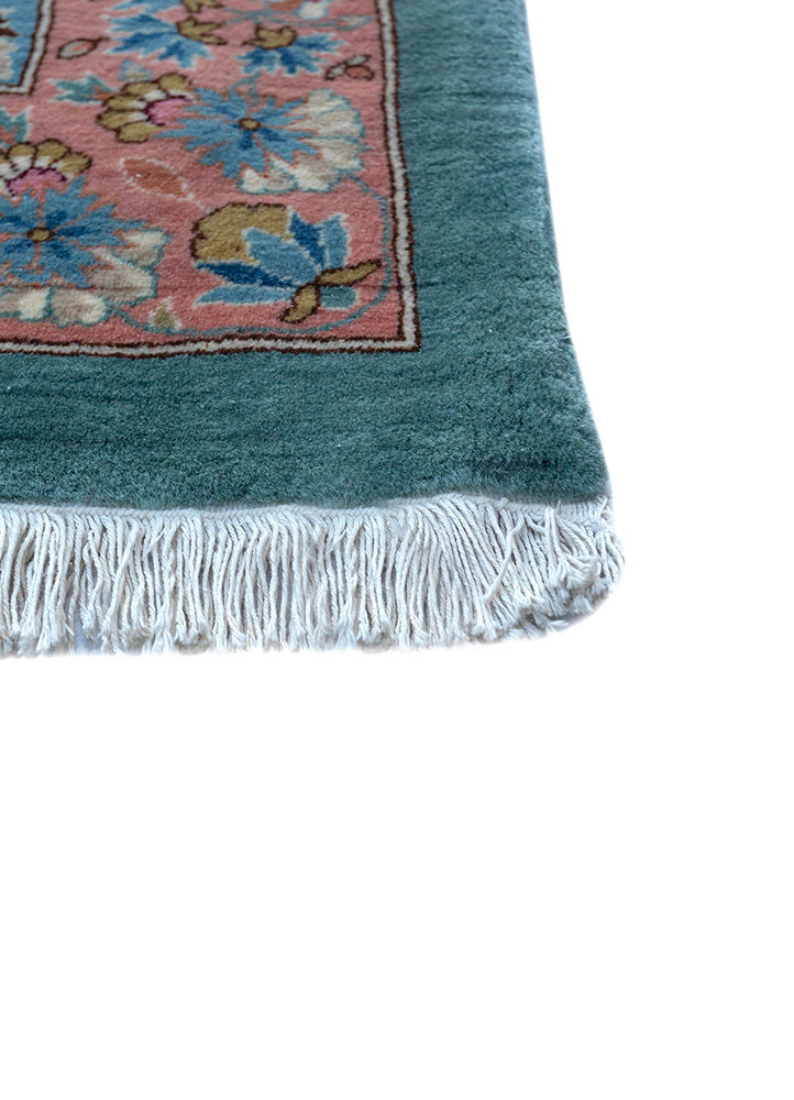 aalam green wool hand knotted Rug - Corner aalam green wool hand knotted Rug - Corner