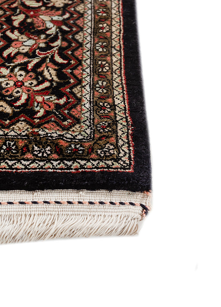 gulmarg green silk hand knotted Rug - Corner