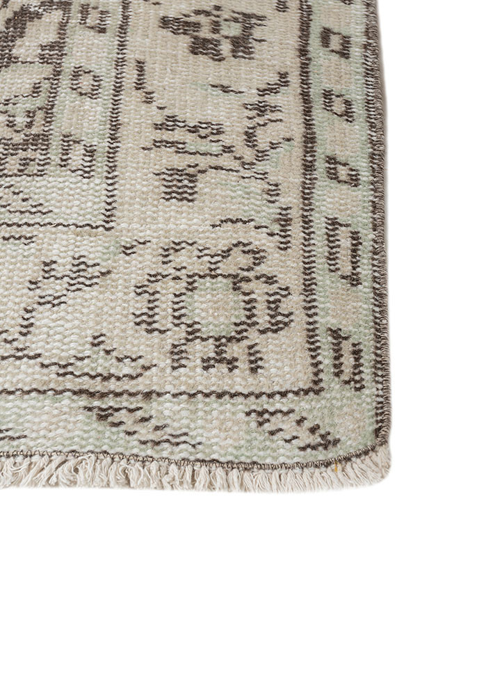 vintage blue wool hand knotted Rug - Corner vintage blue wool hand knotted Rug - Corner