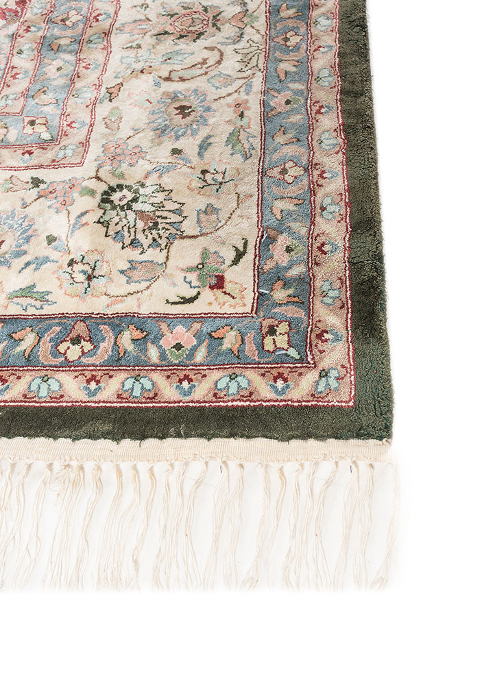 gulmarg green silk hand knotted Rug - Corner gulmarg green silk hand knotted Rug - Corner