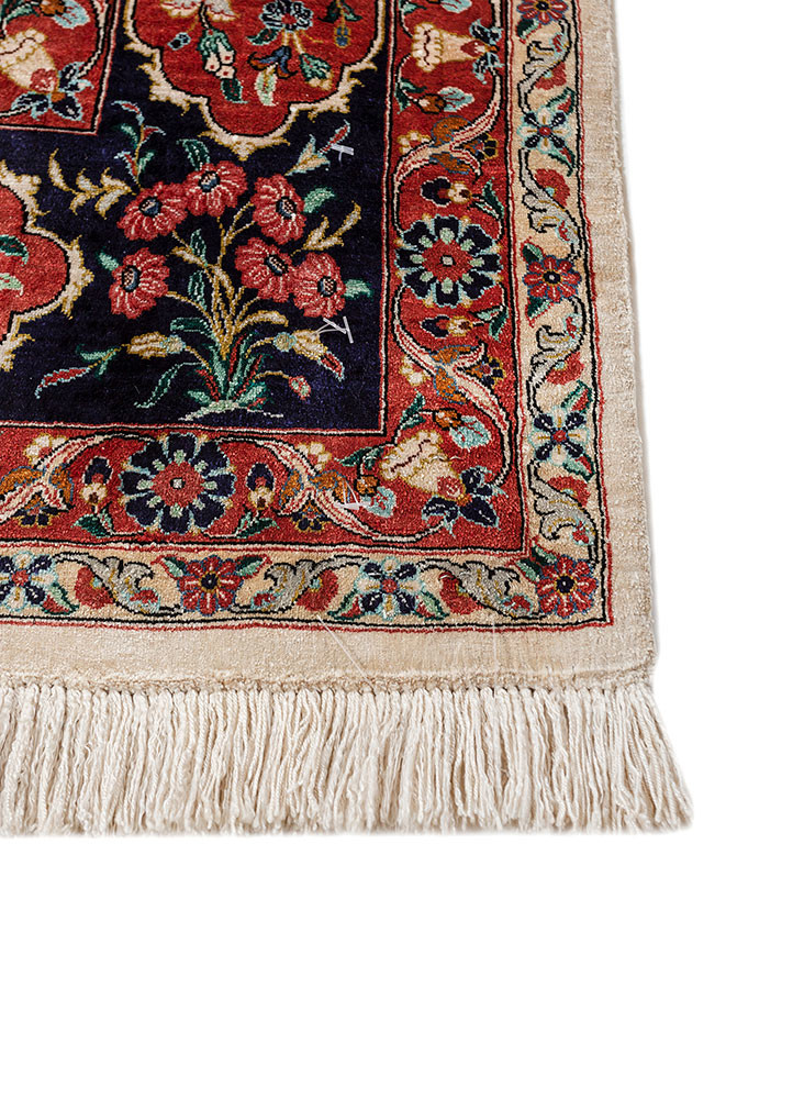 gulmarg red and orange silk hand knotted Rug - Corner