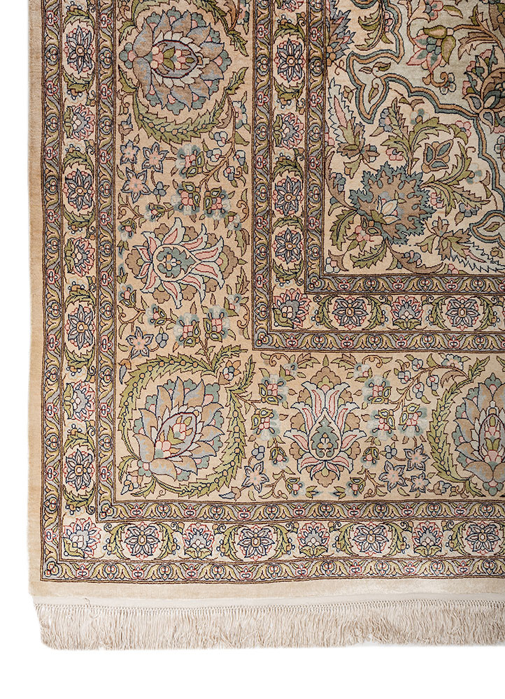 gulmarg green silk hand knotted Rug - Corner gulmarg green silk hand knotted Rug - Corner