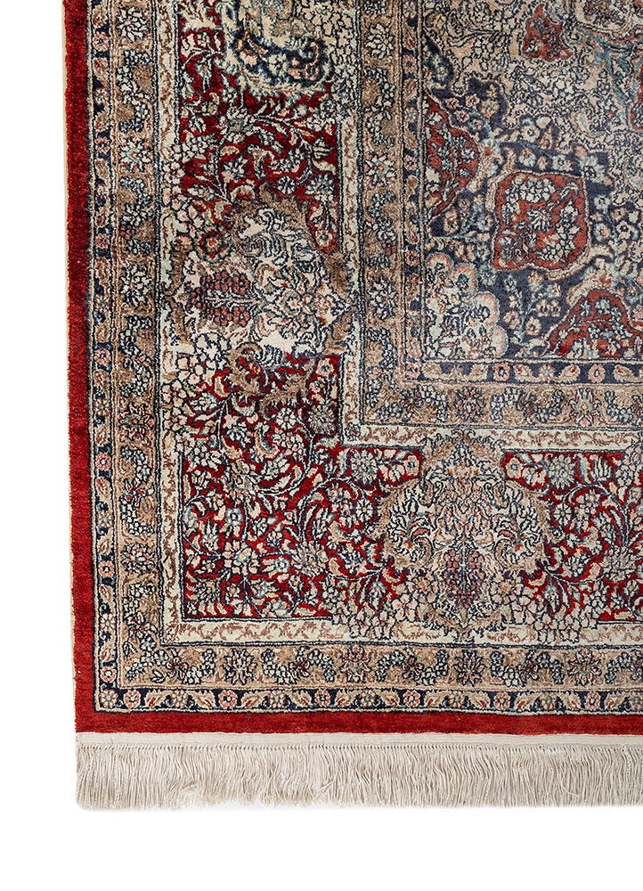 gulmarg red and orange silk hand knotted Rug - Corner