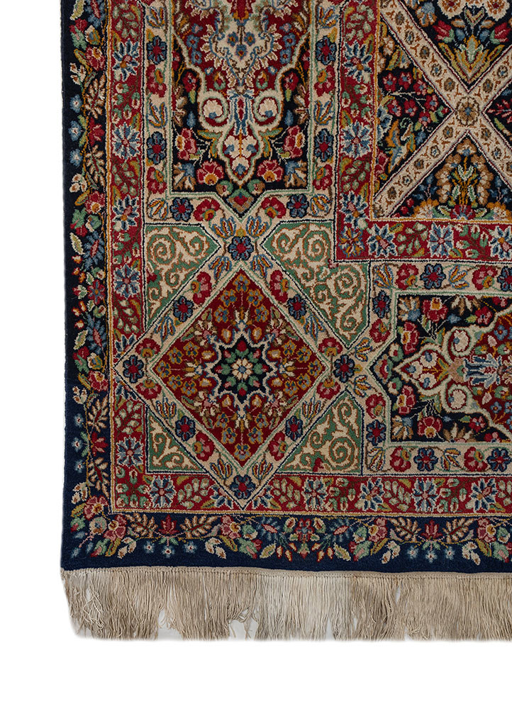 aalam red and orange wool hand knotted Rug - Corner