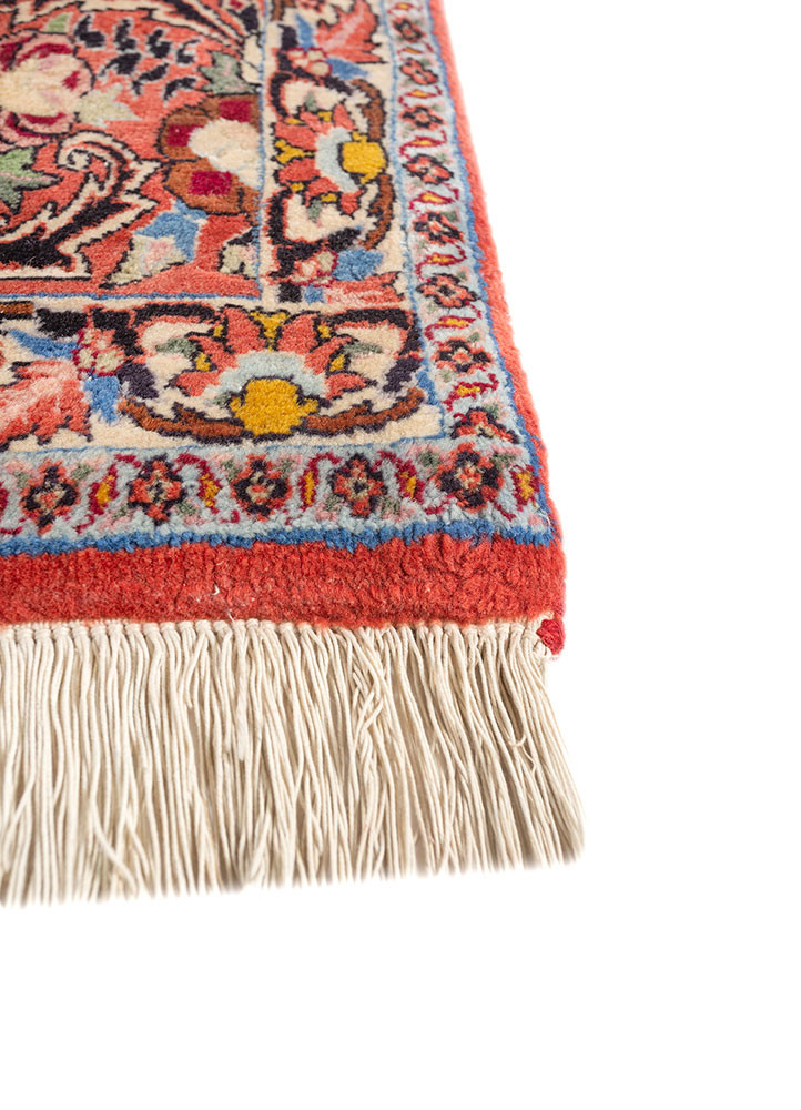 aalam ivory wool hand knotted Rug - Corner aalam ivory wool hand knotted Rug - Corner