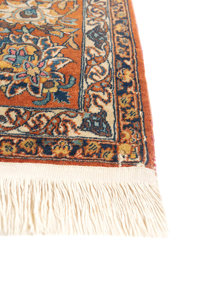 aalam ivory wool hand knotted Rug - Corner aalam ivory wool hand knotted Rug - Corner