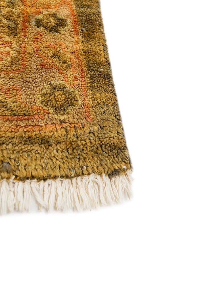 aalam green wool hand knotted Rug - Corner