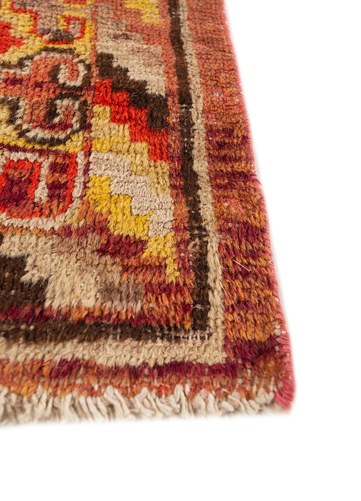 aalam red and orange wool hand knotted Rug - Corner aalam red and orange wool hand knotted Rug - Corner